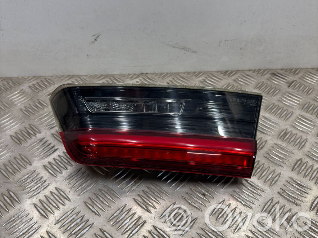 BMW 3 G20 G21 Lampy tylnej klapy bagażnika 