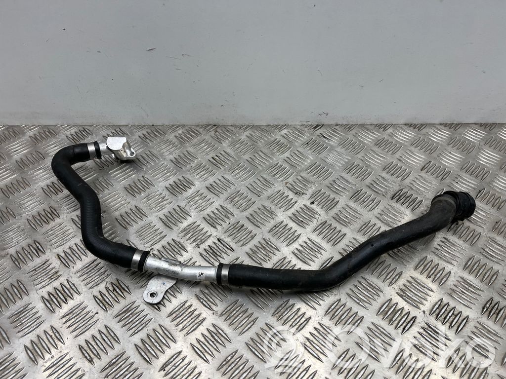 BMW 5 G30 G31 G38 Kühlleitung / Kühlschlauch 