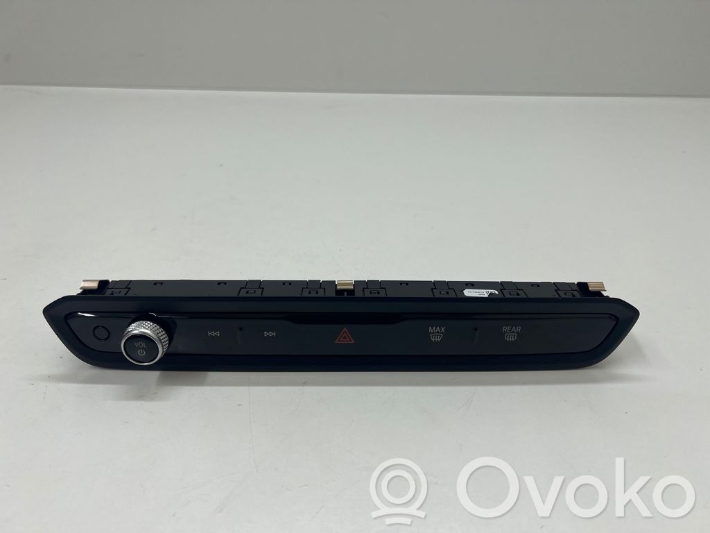 BMW 2 G42 Sound control switch 