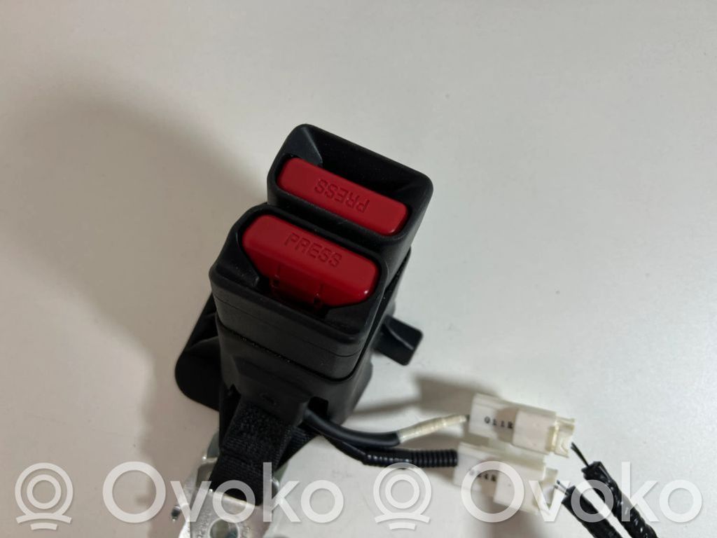 Toyota C-HR I Middle seatbelt buckle (rear) 