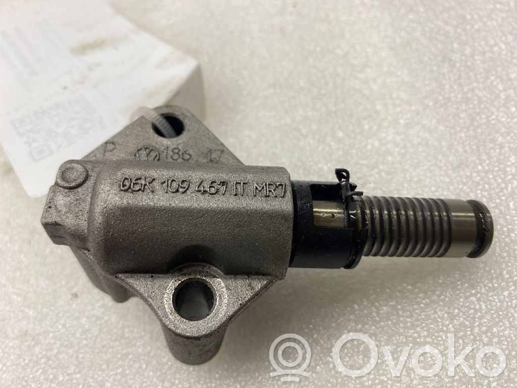 Audi A3 S3 8V Napinacz paska / łańcucha rozrządu 