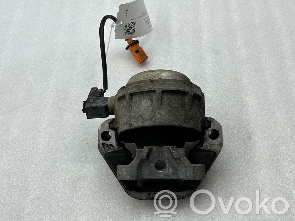 Audi A6 Allroad C7 Engine mount bracket 