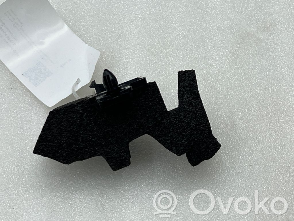 Suzuki Vitara (LY) Alte piese compartiment motor 
