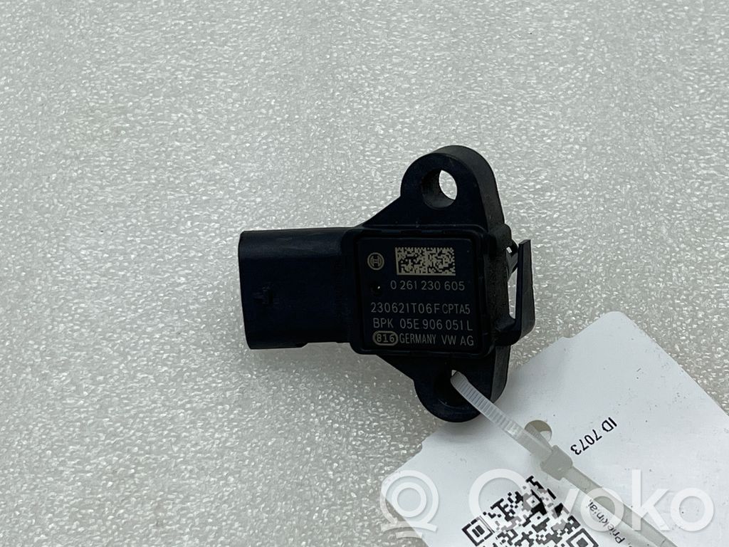 Luftdrucksensor   05E906051L