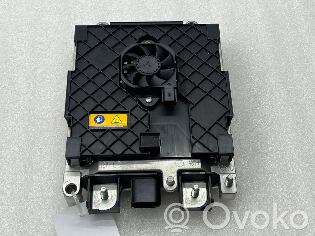 Suzuki Vitara (LY) Voltage converter inverter 