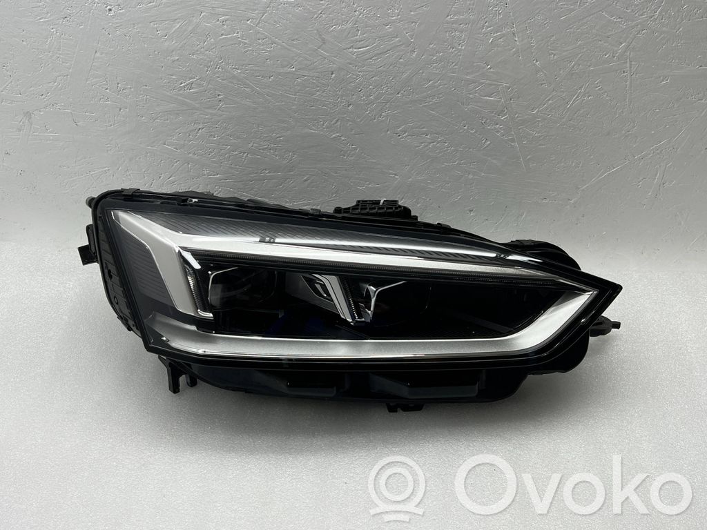 Audi A5 Headlight/headlamp 