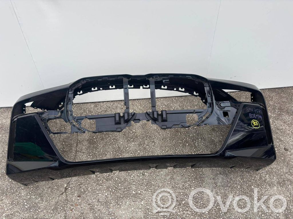 BMW 7 G70 Parachoques delantero 