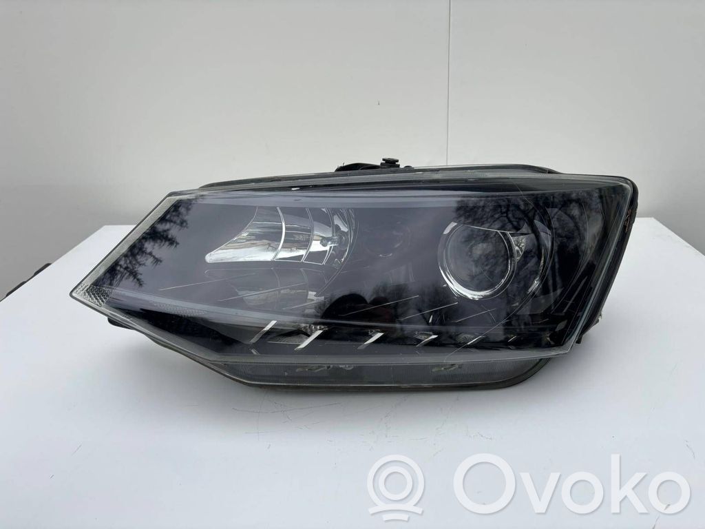 Skoda Fabia Mk3 (NJ) Faro/fanale 