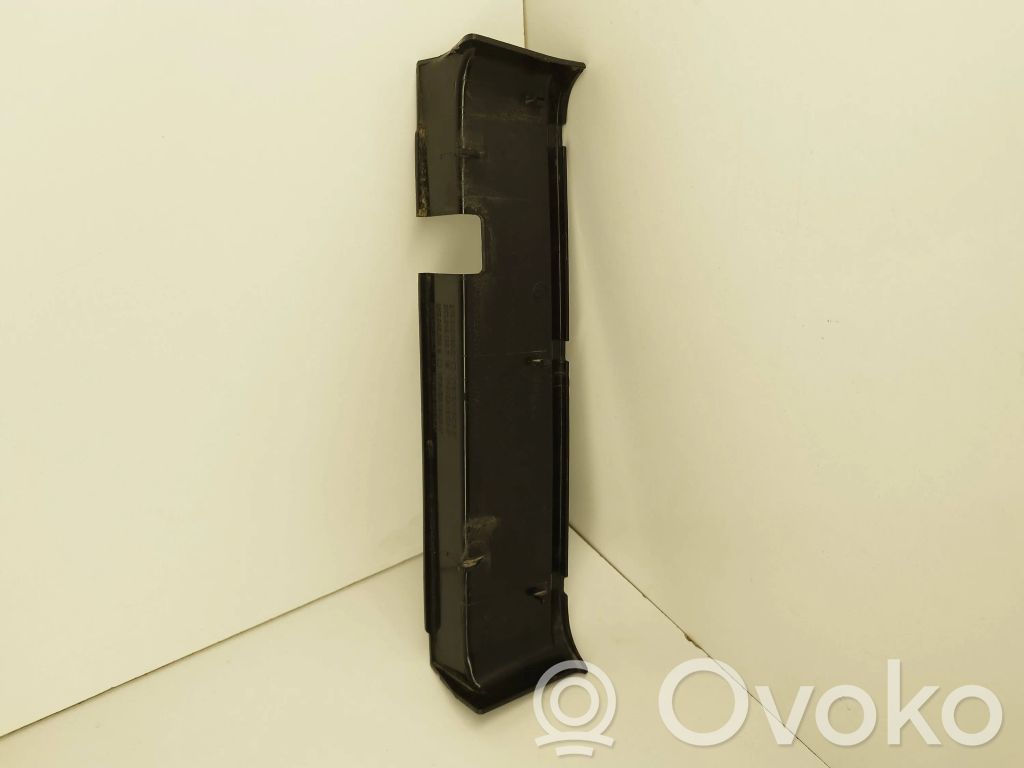 Listwa pod lampę tylną   2K5945311B,2K5945311C,4V5X13B537A