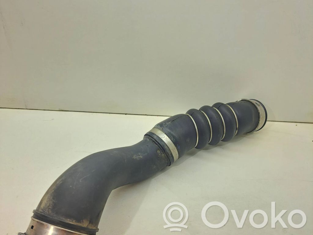 BMW 3 E90 E91 Intercooler hose/pipe 