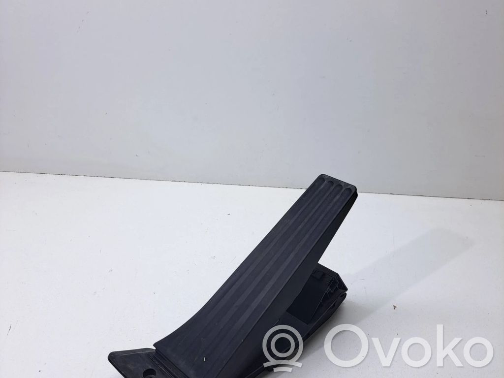 BMW 5 F10 F11 Akseleratora pedālis 