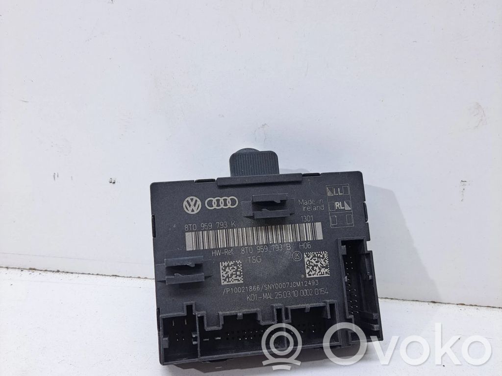 Audi A5 8T 8F Door control unit/module 