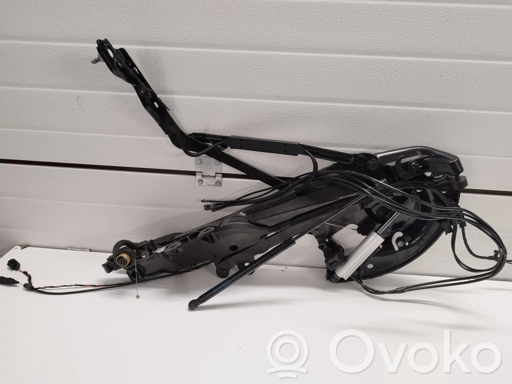 Volkswagen Eos Convertible roof hinge 