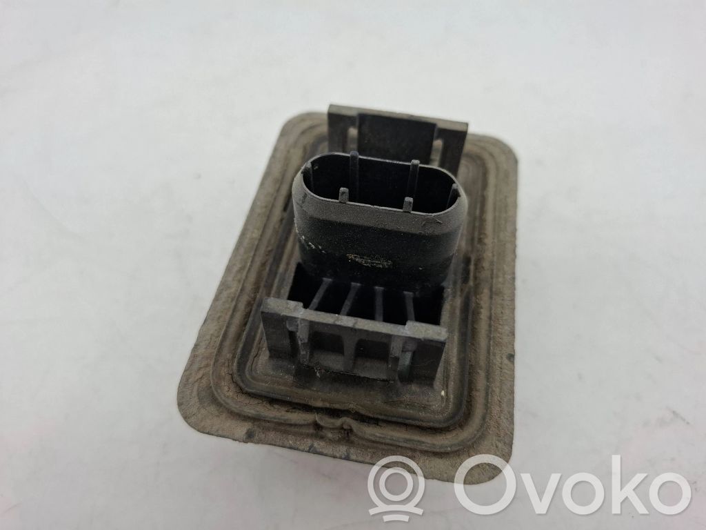 BMW 3 E90 E91 Jacking socket point 