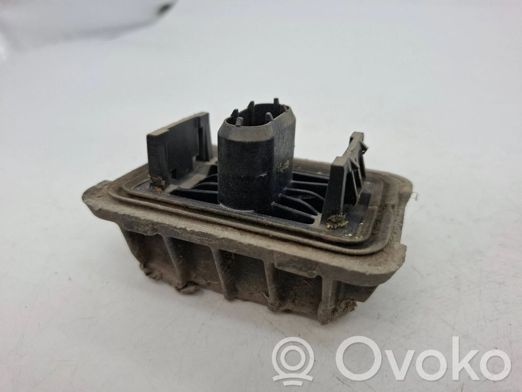 BMW 3 E90 E91 Alojamiento del gato 