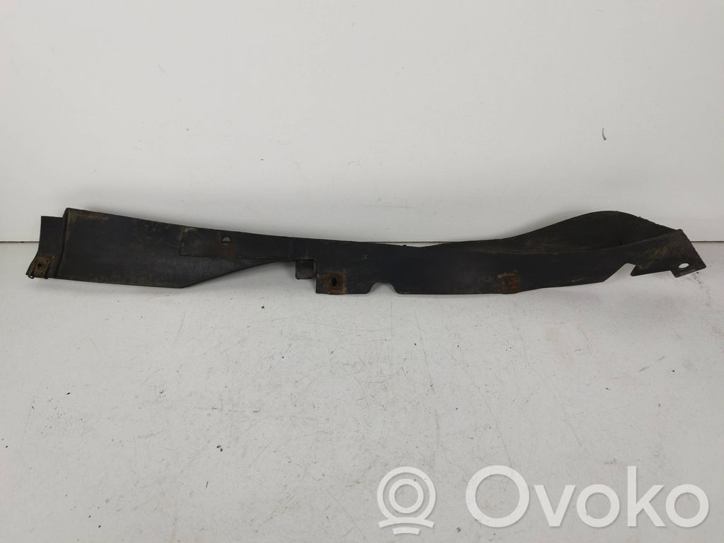 BMW 3 E90 E91 Apatinė bamperio dalis (lūpa) 