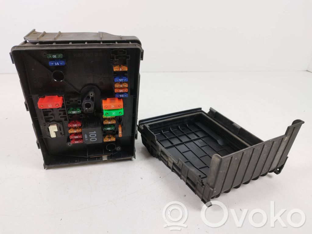 Volkswagen Caddy Fuse box set 
