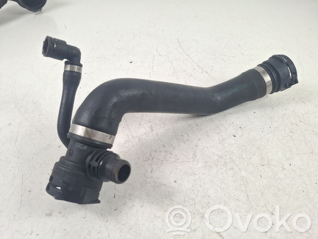 BMW 1 E81 E87 Engine coolant pipe/hose 