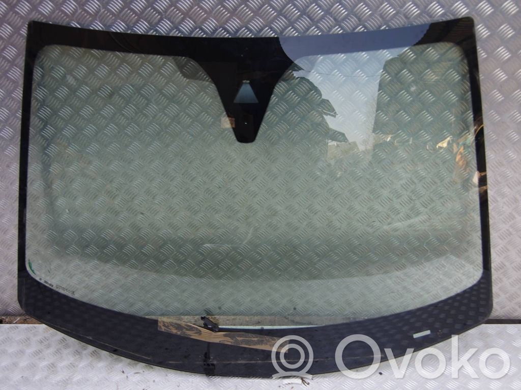 Citroen C5 Front windscreen/windshield window 