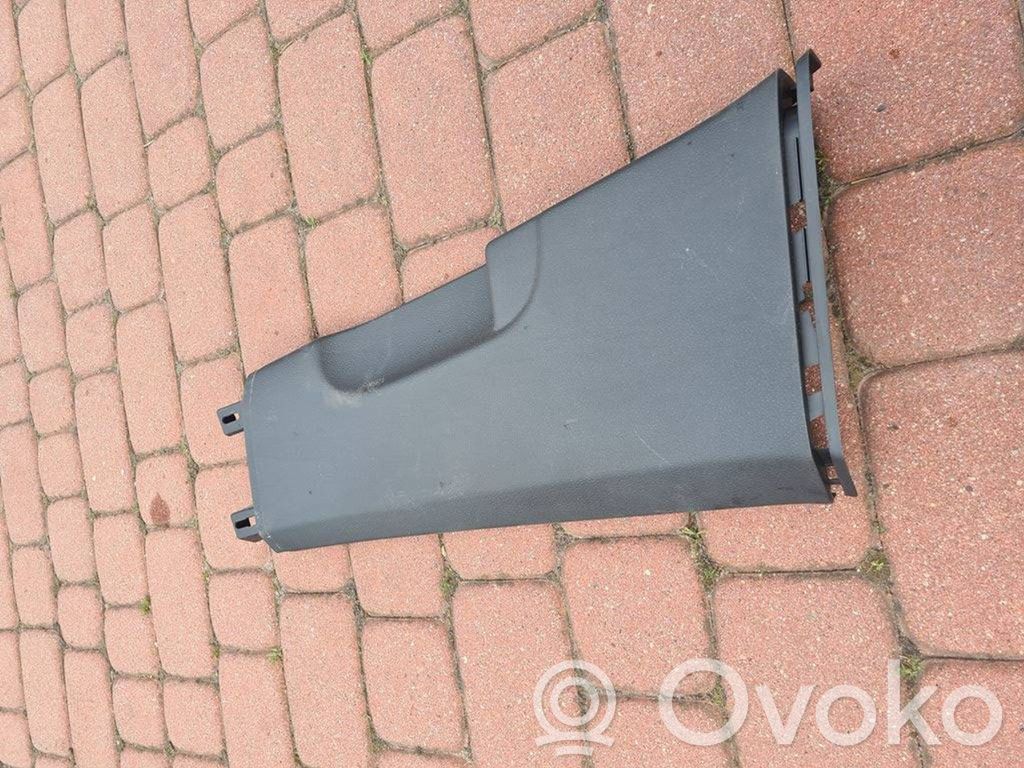 Volkswagen Golf VII Osłona dolna słupka / B 