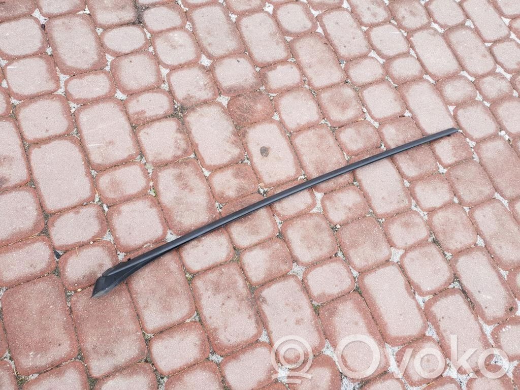 Opel Astra K Windshield trim 