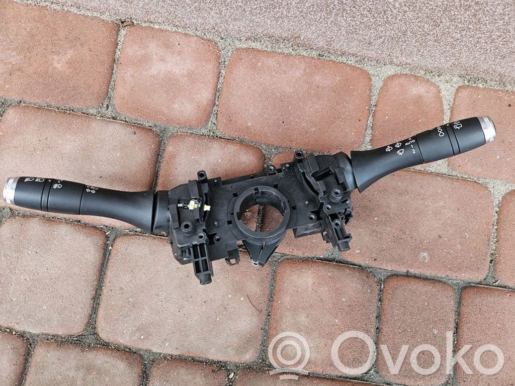 Renault Zoe Interruptor/palanca de limpiador de luz de giro 