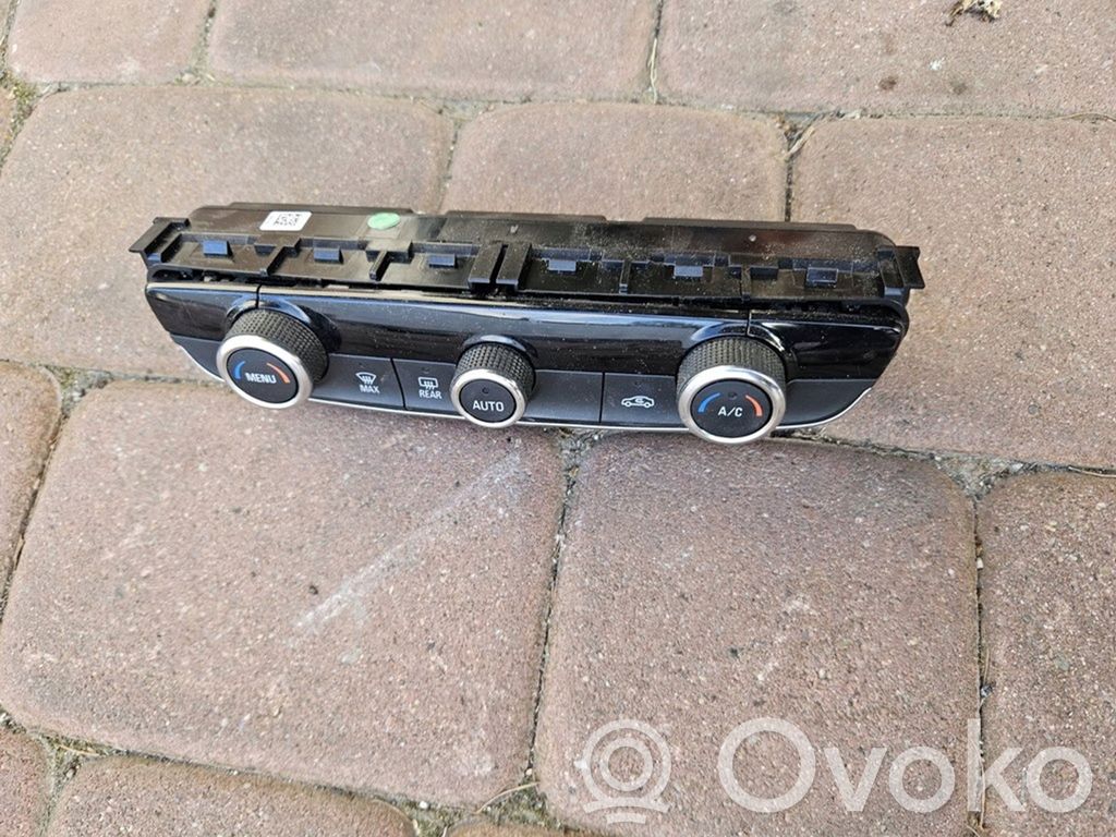 Opel Crossland X Panel klimatyzacji 