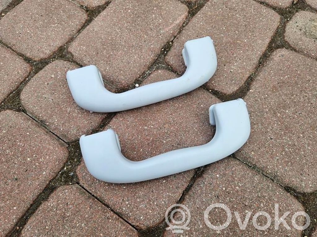 Opel Corsa E Variklio dangčio (kapoto) rankenėlė 