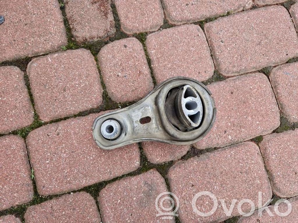 Renault Master III Engine mount bracket 