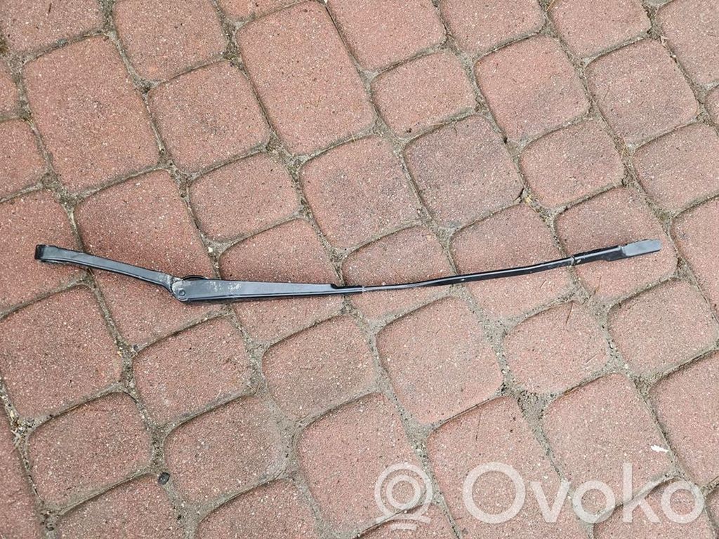 Opel Meriva B Front wiper blade arm 