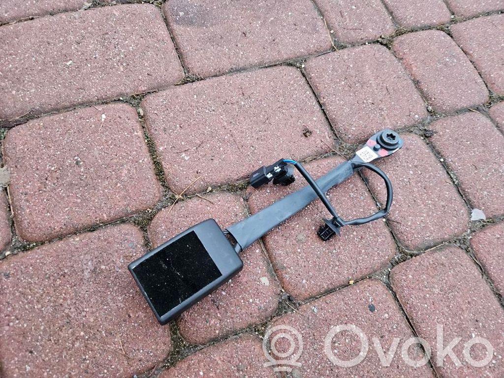 Opel Insignia B Klamra przedniego pasa bezpieczeństwa 