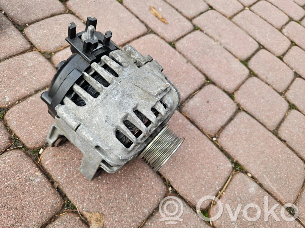 Opel Astra K Ģenerators 