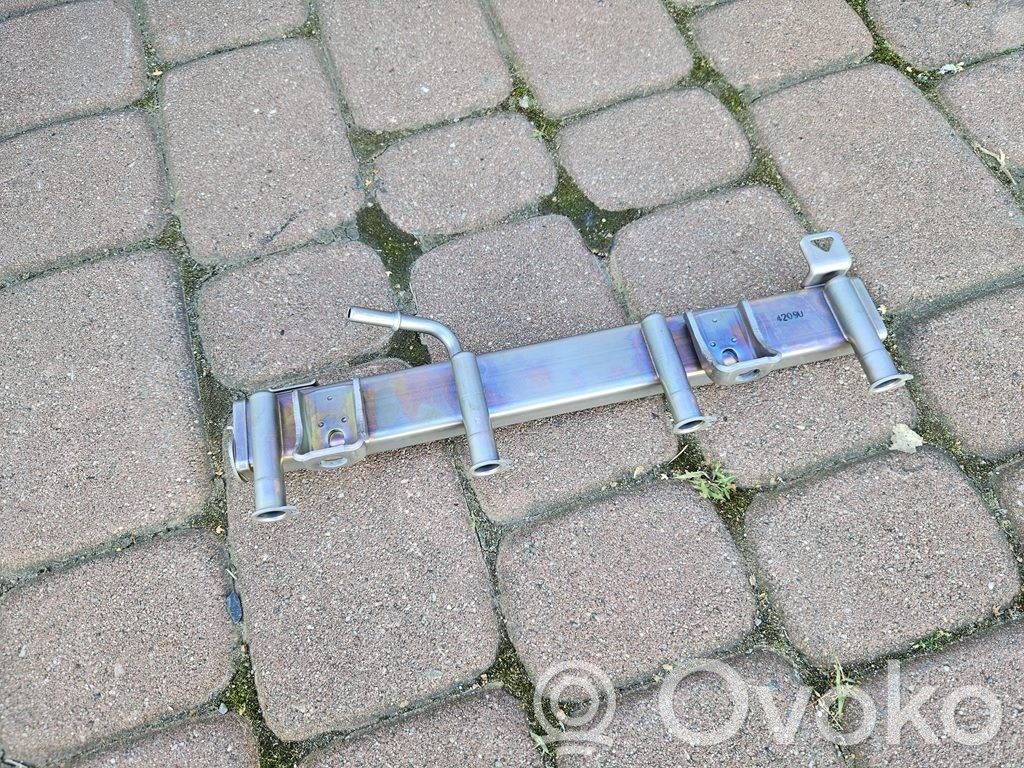 Toyota Camry VIII XV70  Fuel pressure sensor 