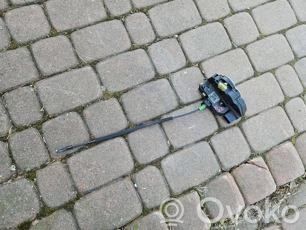 Opel Insignia A Galinių durų spyna 
