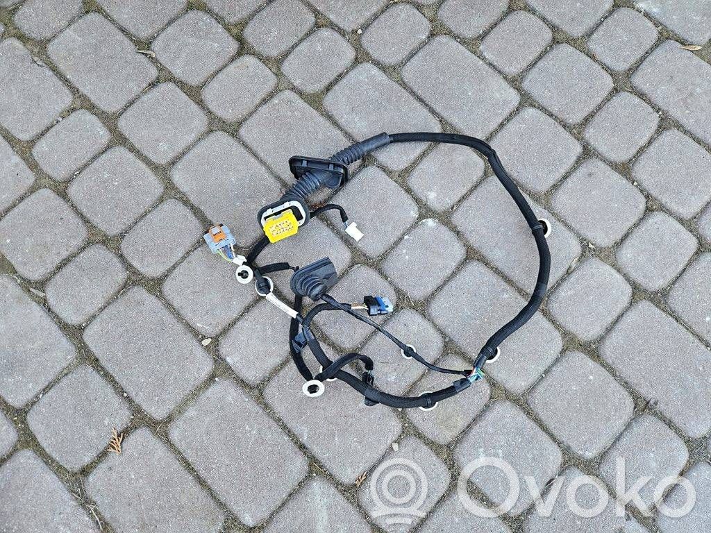 Opel Mokka B Wiązka przewodów drzwi tylnych 