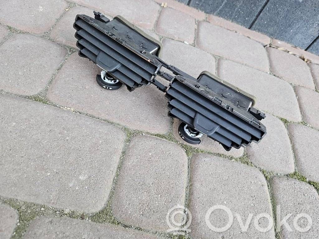 Opel Corsa E Luftausströmer Lüftungsdüse Luftdüse Mitte 