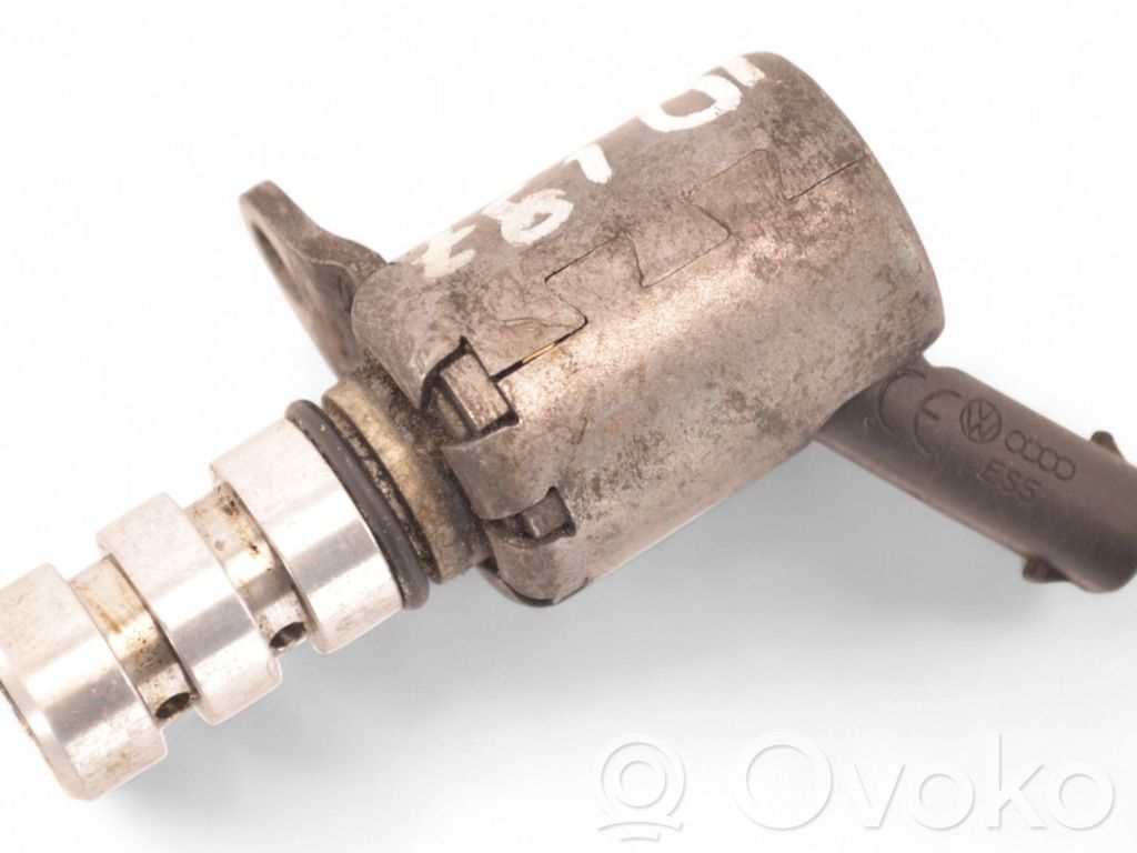 Audi A4 S4 B8 8K Oil pressure sensor 