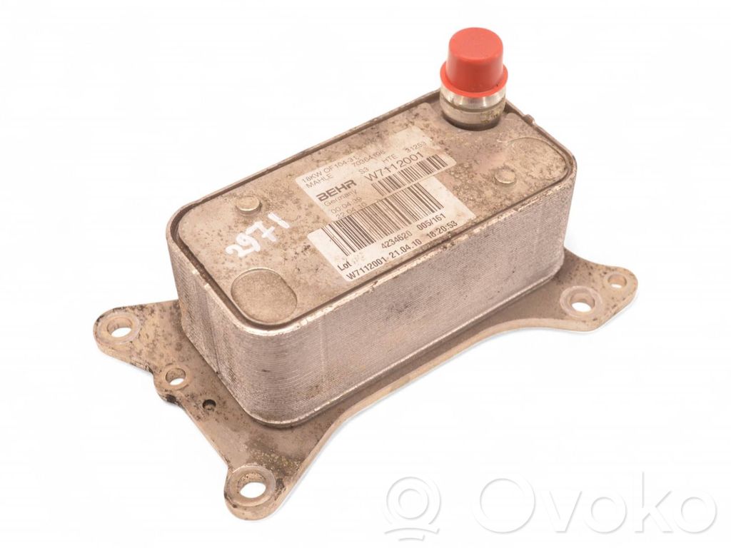 Jeep Patriot Oil filter mounting bracket 