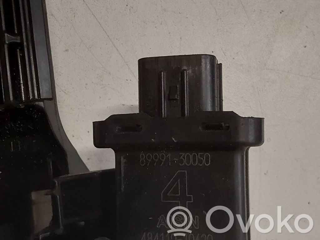 Toyota Yaris Door control unit/module 