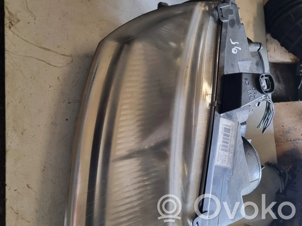 Scheinwerfer   89006242,5142088,1284PU5A