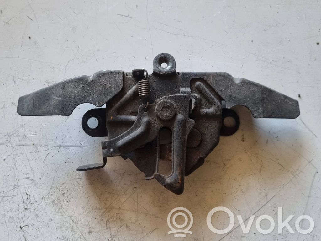 Engine bonnet/hood lock/catch