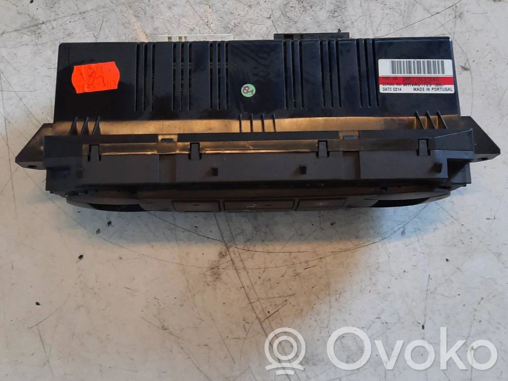 Ford C-MAX I Climate control unit 