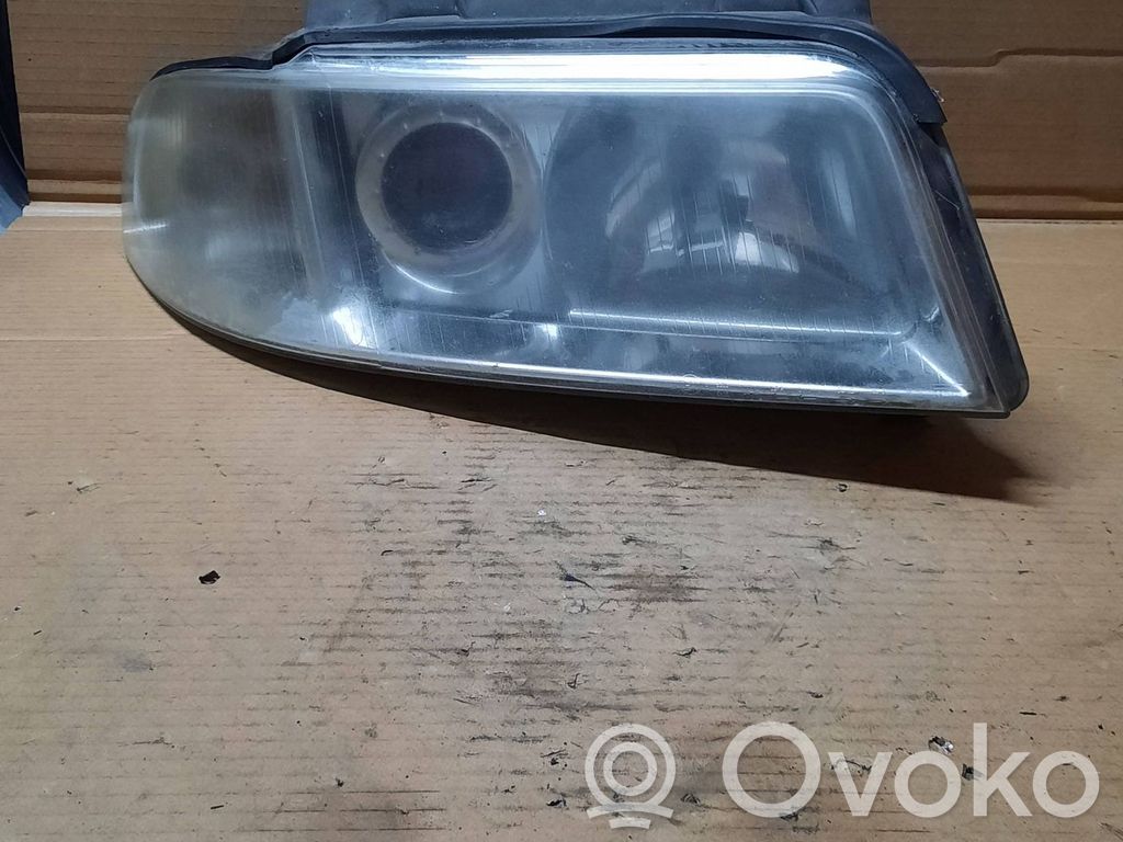 Audi A4 S4 B5 8D Scheinwerfer 