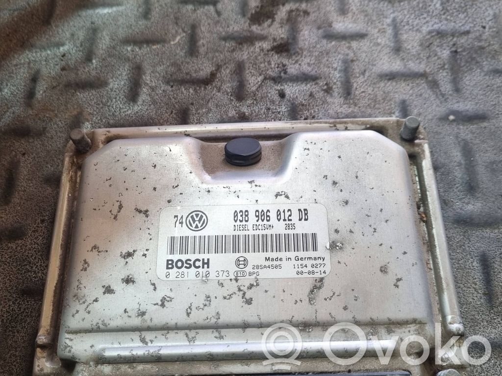 Volkswagen Golf IV Unitate/modul de control motor 