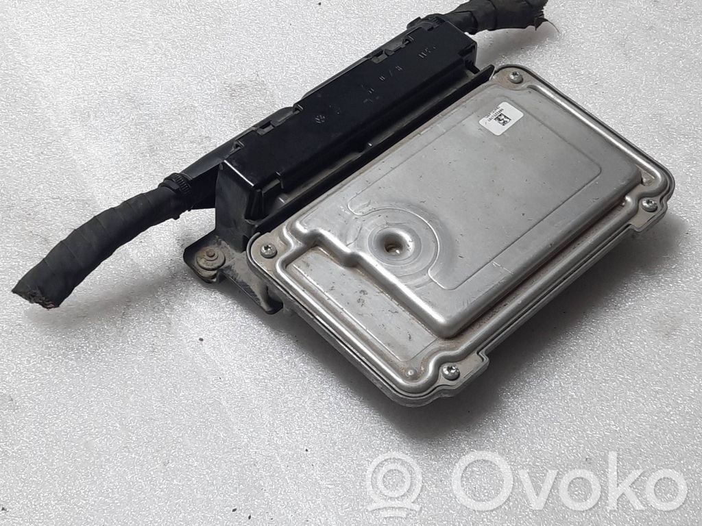 Volkswagen PASSAT B6 Engine control unit/module 