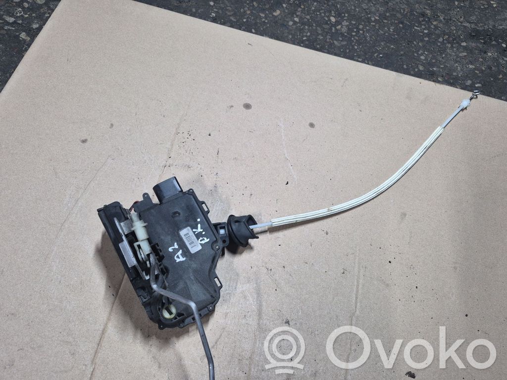 Audi A2 Priekšpusē slēdzene 