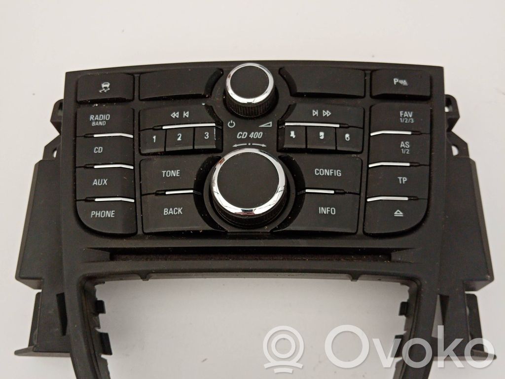 Opel Astra J Радио/ проигрыватель CD/DVD / навигация 