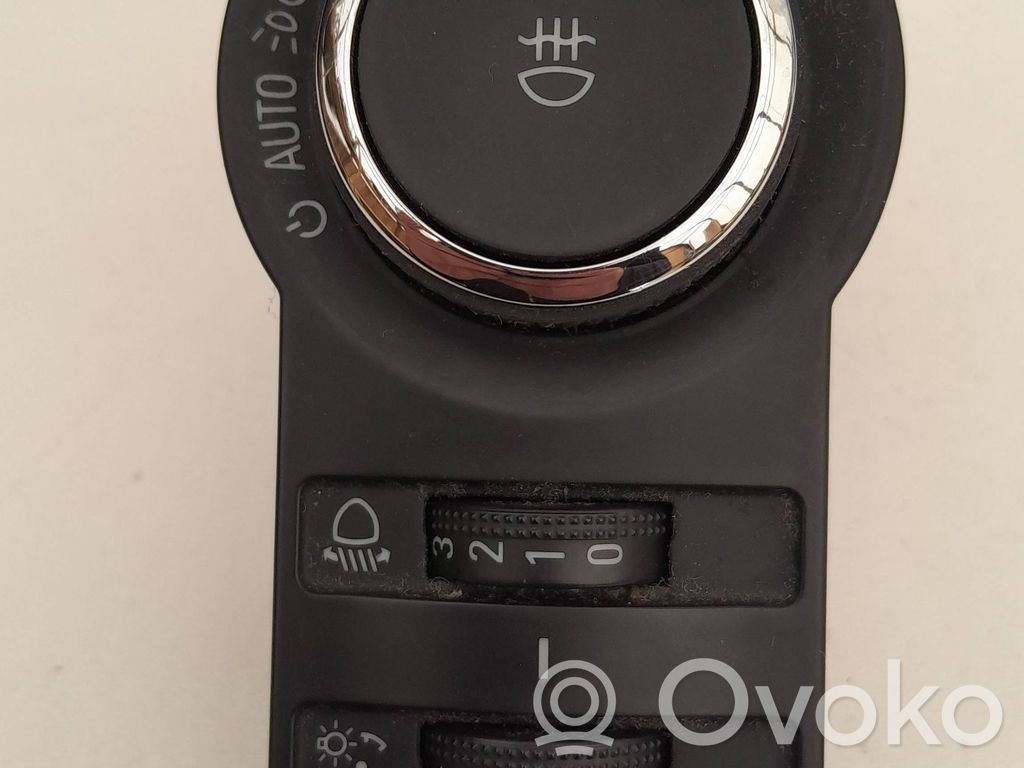 Opel Insignia A Light switch 