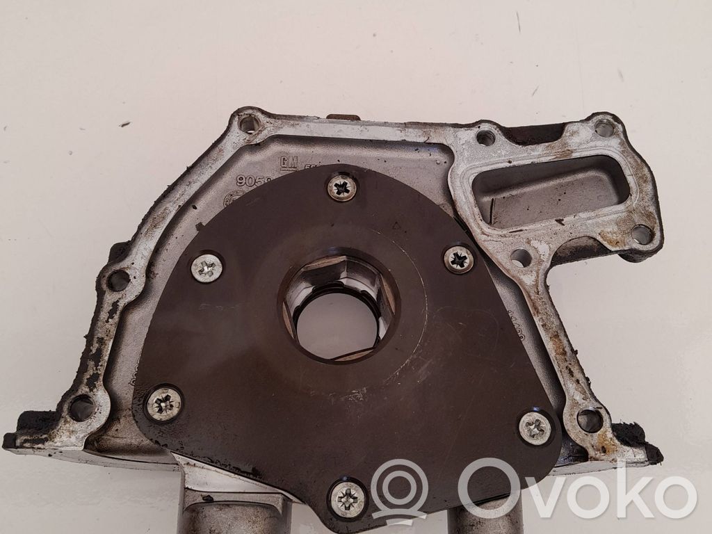 Opel Insignia A Öljypumppu 