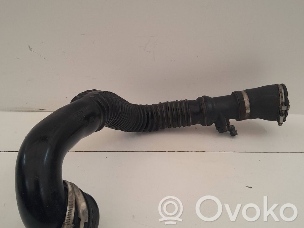 Intercooler hose/pipe   2003269D